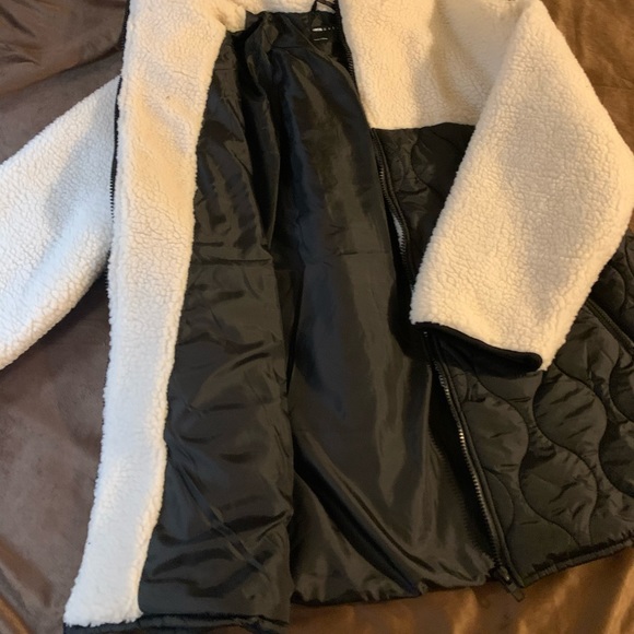 New jacket - Picture 3 of 3